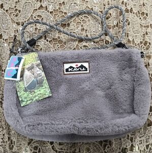 NWT Kavu Gray Sherpa Crossbody